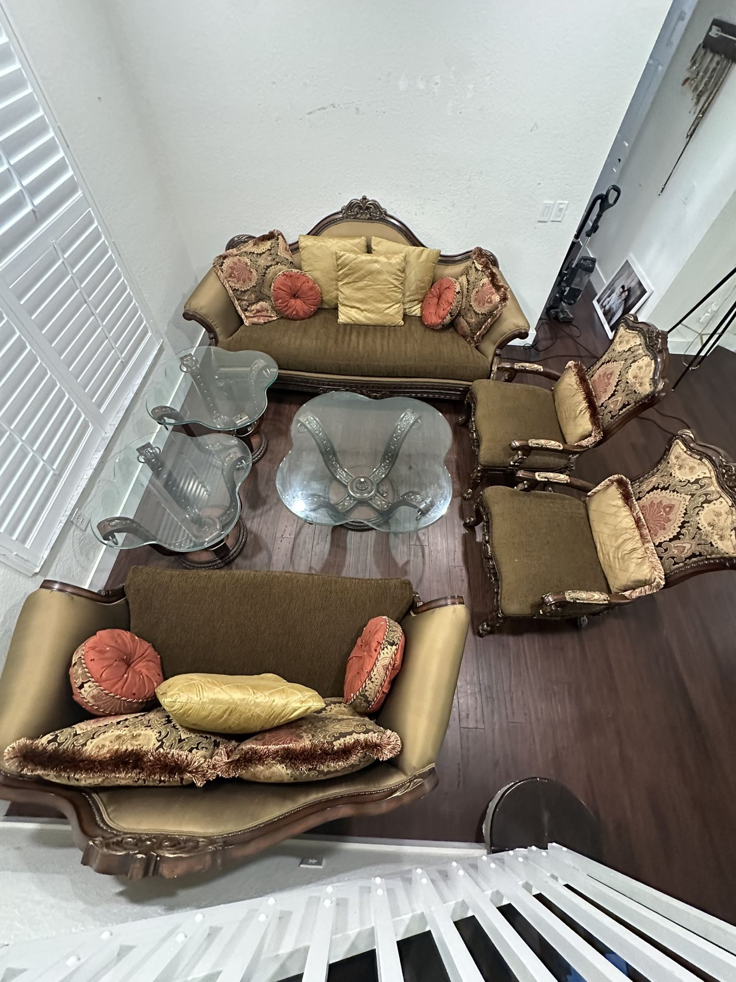 Sofa Set With Center Table & 2 Side Tables