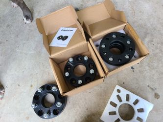 Wheell Spacers 1½  5 Lug.