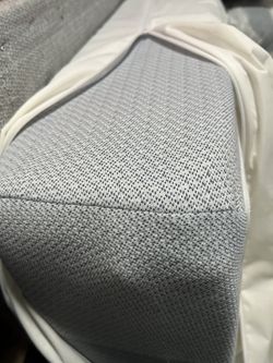 Bob’s queen size mattress, that like new condition