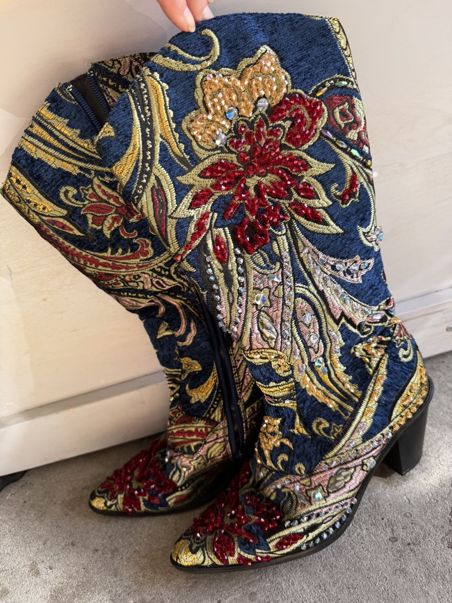 Ladies Size 7 Gemstone And Chenille And Embroidered Cowboy Boots- Like New