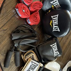 Boxing starter Pack - See Image For Contents