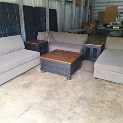 6 Peice Living Room Furniture Set