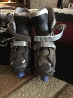 Kids adjustable size roller skates