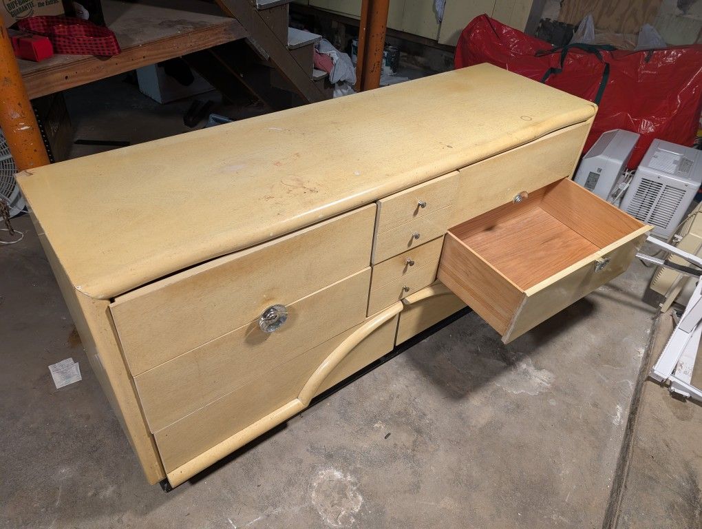 Free Mid Century Bureau 