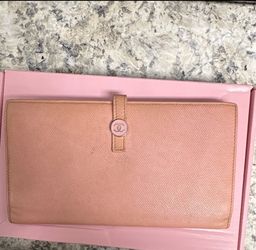 Authentic Chanel long wallet in light pink caviar leather 💕