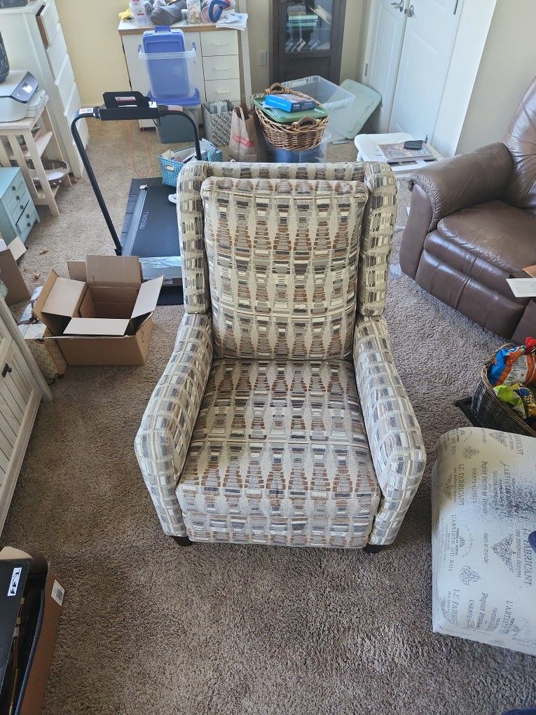 New Cloth Recliner