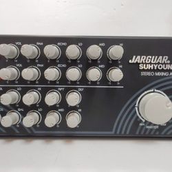 JAGUAR SUHYOUNG STEREO MIXING AMPLIFIER. / Karaoke Mixer.