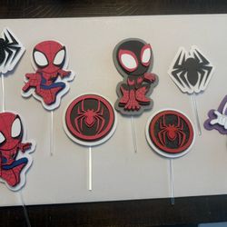 12 Spidey/spiderman 3D Cupcake Toppers