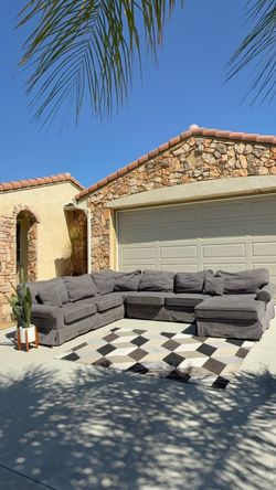 🩶FREE LOCAL DELIVERY! CUTE SECTIONAL COUCH SOFA SET W CHAISE!