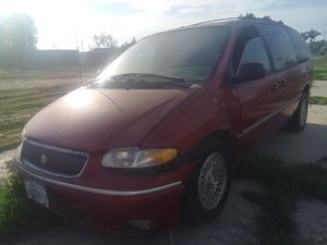 Photo 1996 Chrysler Town and Country