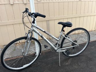good bike everything work good tires size 26