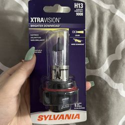 SYLVANIA HB1 9004 Headlight