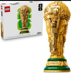 LEGO FIFA World Cup Official Trophy Set 43020