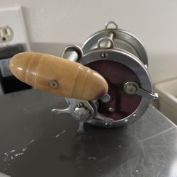 Penn Senator 4/0 Special Fishing Reel.