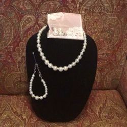 Necklace Set