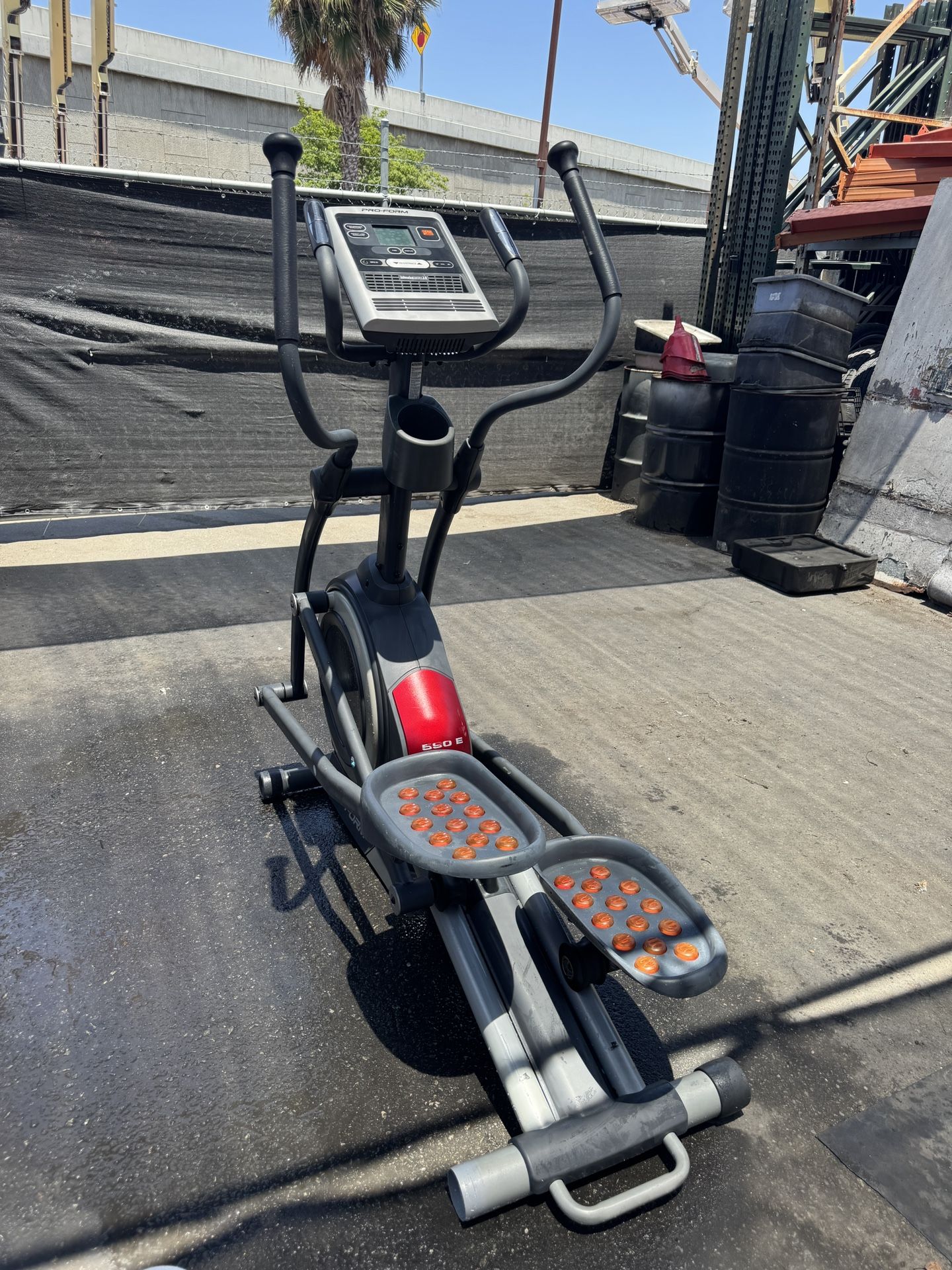 ProForm 650 E Elliptical Trainer
