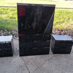 Armorie/2 Side Dressers