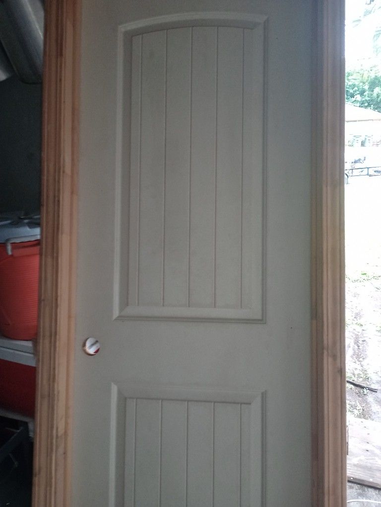 Interior Door And Casing 45$