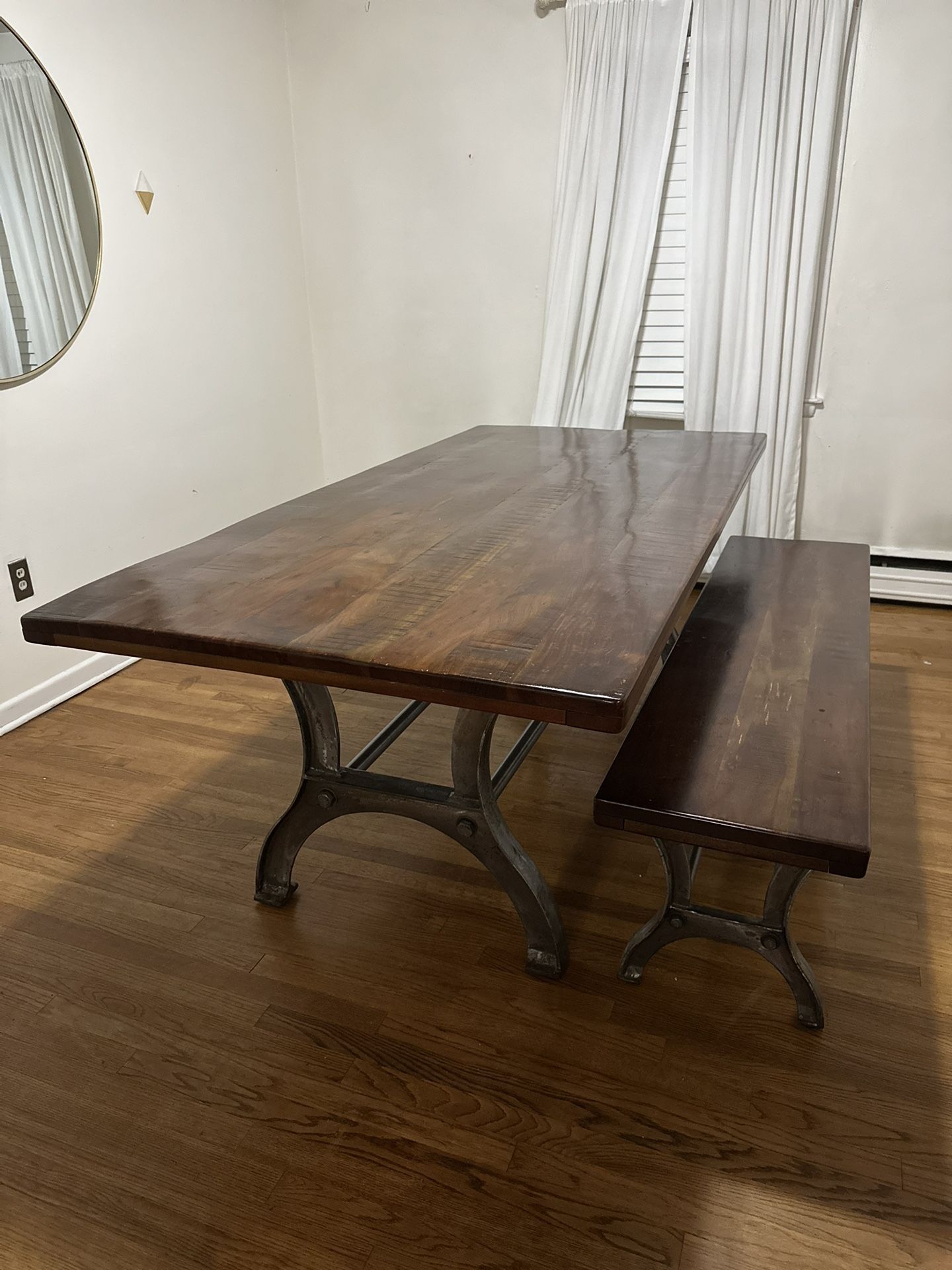 Dinning Room Table With Bench $450