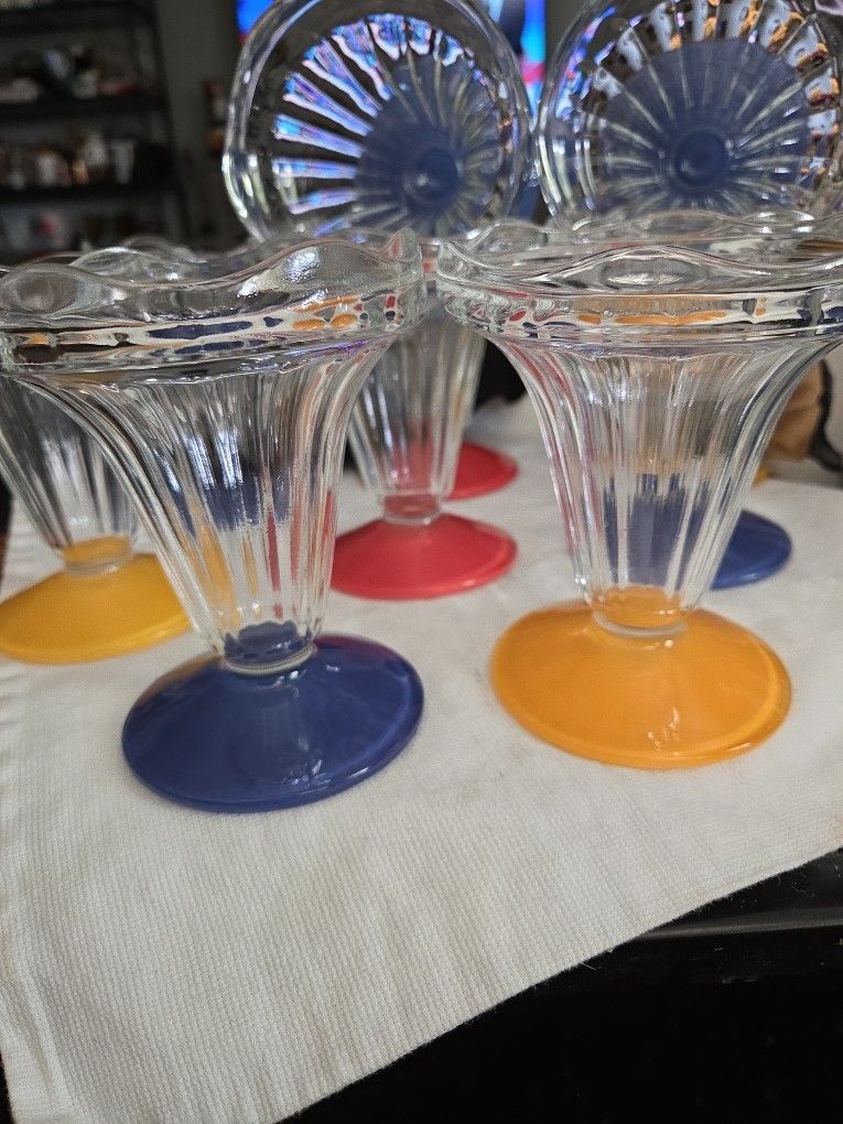Vintage Luminarc France Gkass Sundae Dessert Dishes