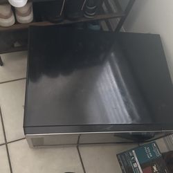 LG Counter Microwave 