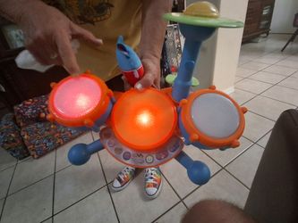 Kiddibeats drums for toddler