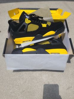 Air Jordan 4s Size 12 Mens