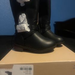 Girl Boots 