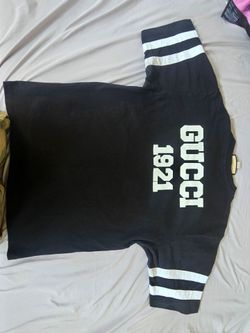 Gucci size L