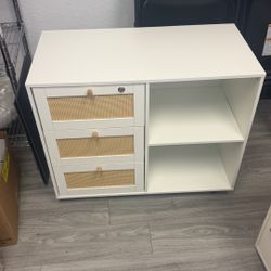 Shelving 3.5 Feet Wide 