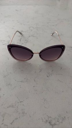 Cat sunglasses