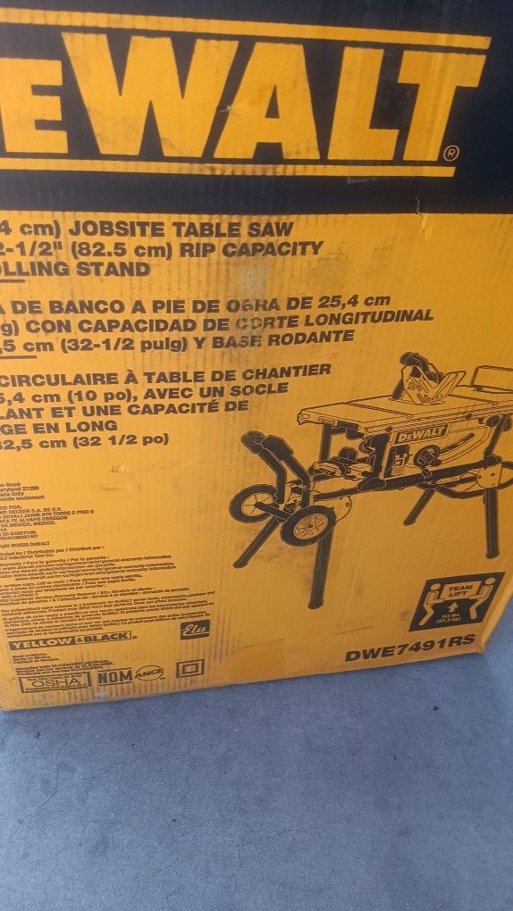 DEWALT
15 Amp Corded 10 in. Job Site Table Saw with Rolling Stand