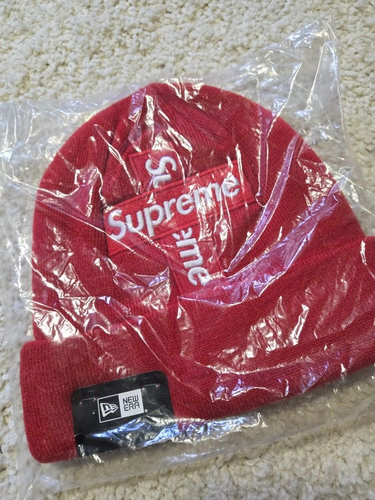 Supreme Cross Box Logo NIB