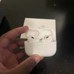 AirPod Pro 2nd Gen (Good Condition)