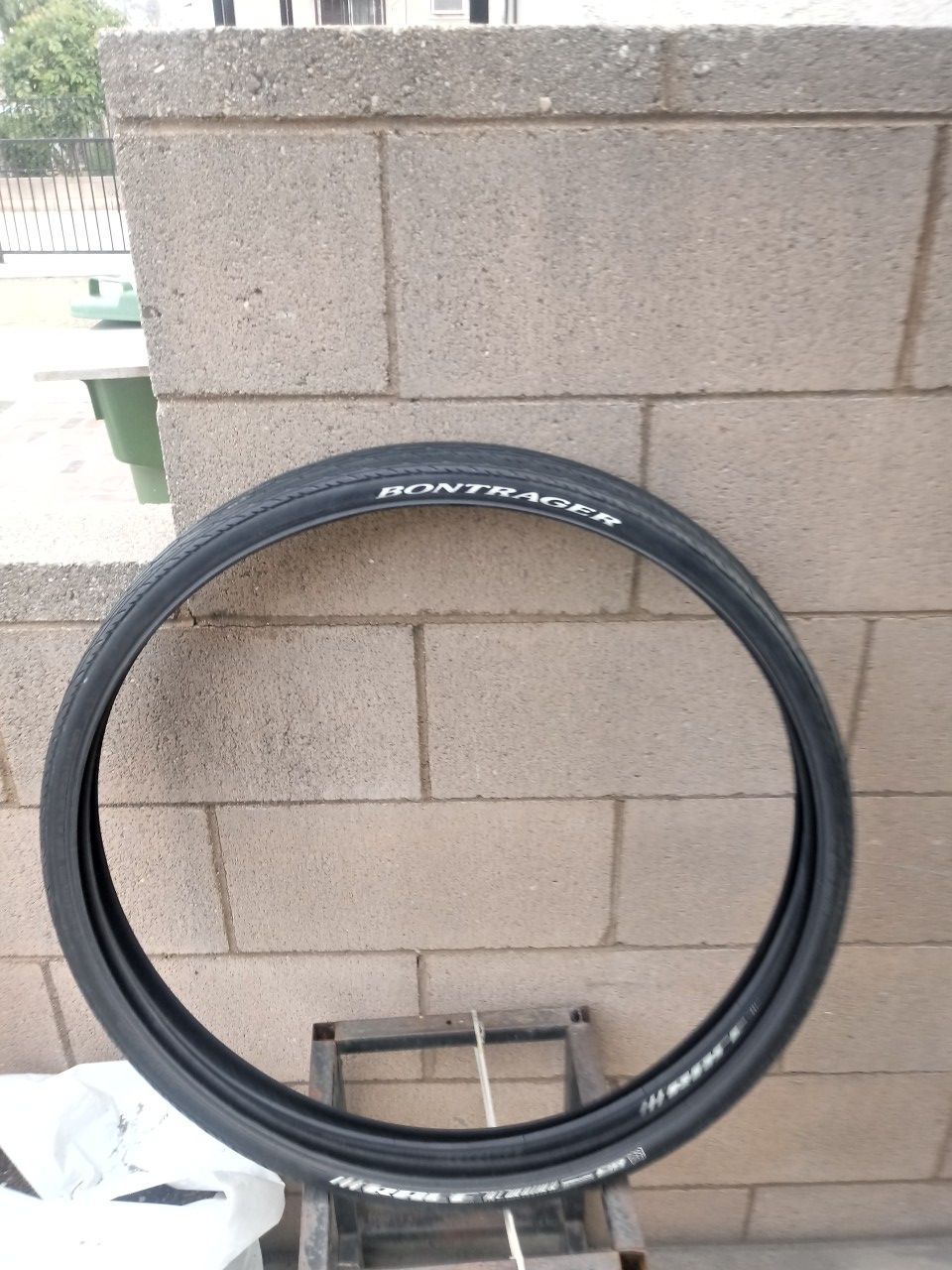 Bike tires size 700x32c