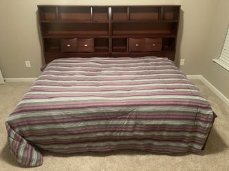 Brown Day Bed Rooms 2 Go Furniture Full Size w: Trundle bed/drawer