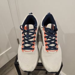 Brooks Levitate GTS 5 Men’s Running Shoes - Size 8.5 US - Good Condition