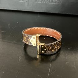 Louis Vuitton Bracelet 