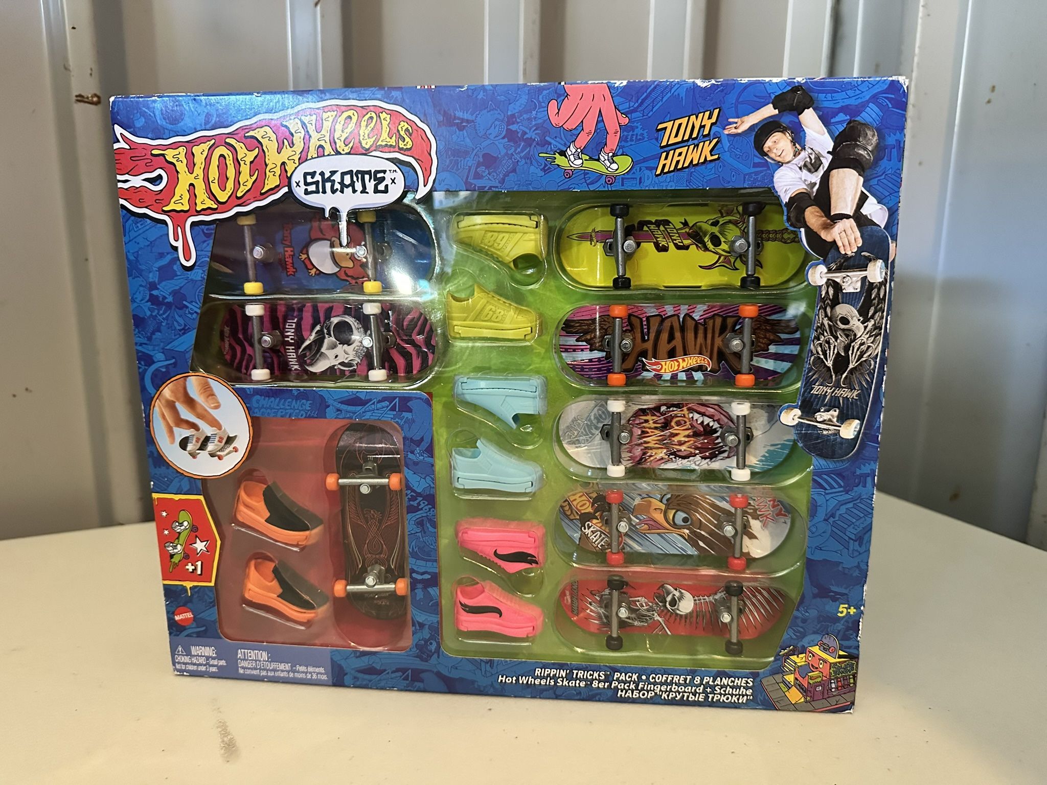Hot Wheels Skate Tony Hawk Rippin' Tricks Pack - Skateboard Set
