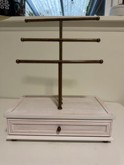 Pottery Barn Teen Heirloom Necklace Stand/Jewelry Box