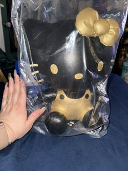 Hello Kitty Plushie Leather 