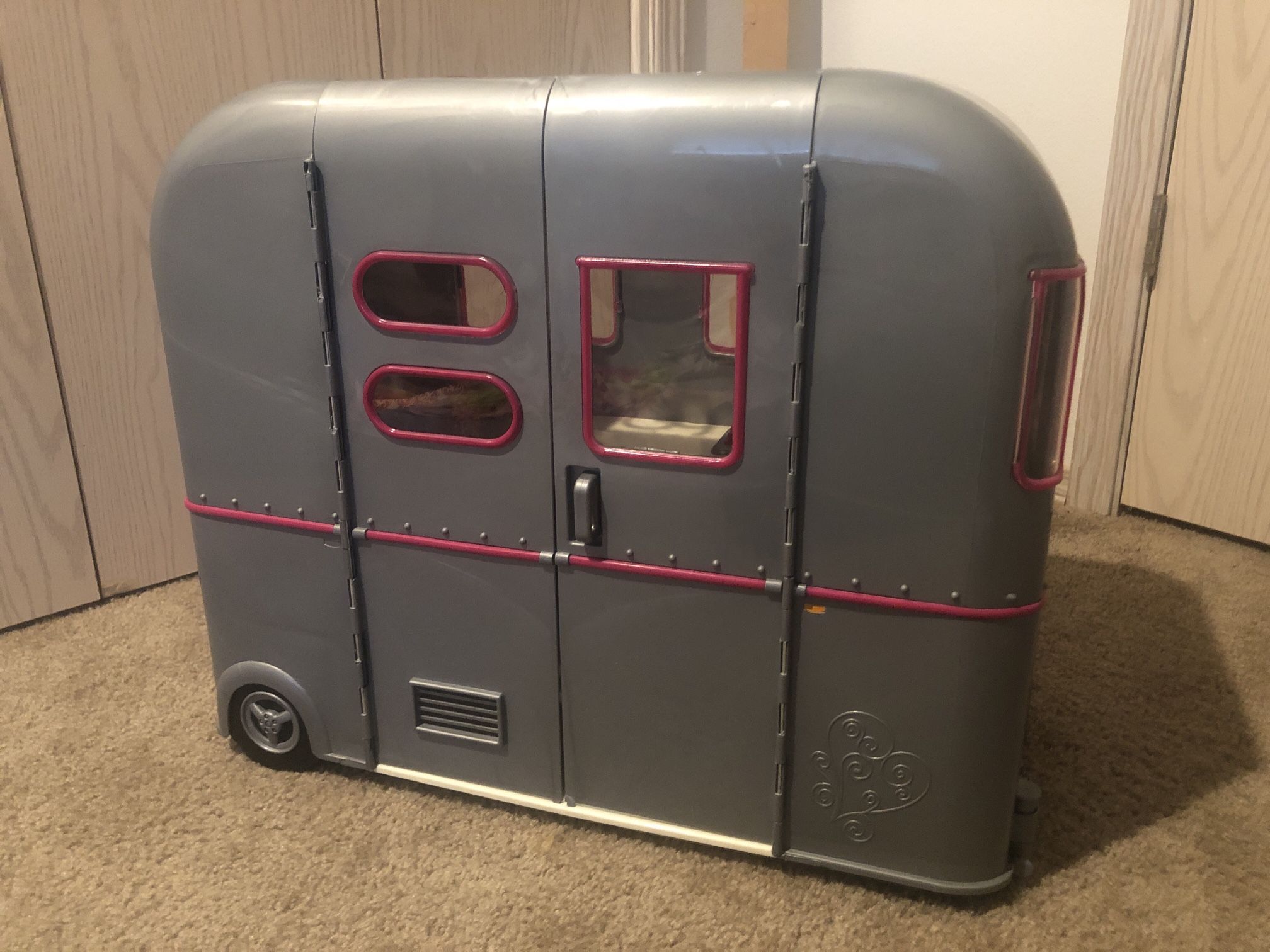 Doll Camper - OG Girl ❤️