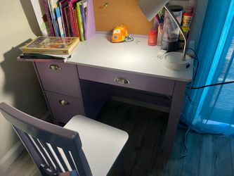 Kid’s desk