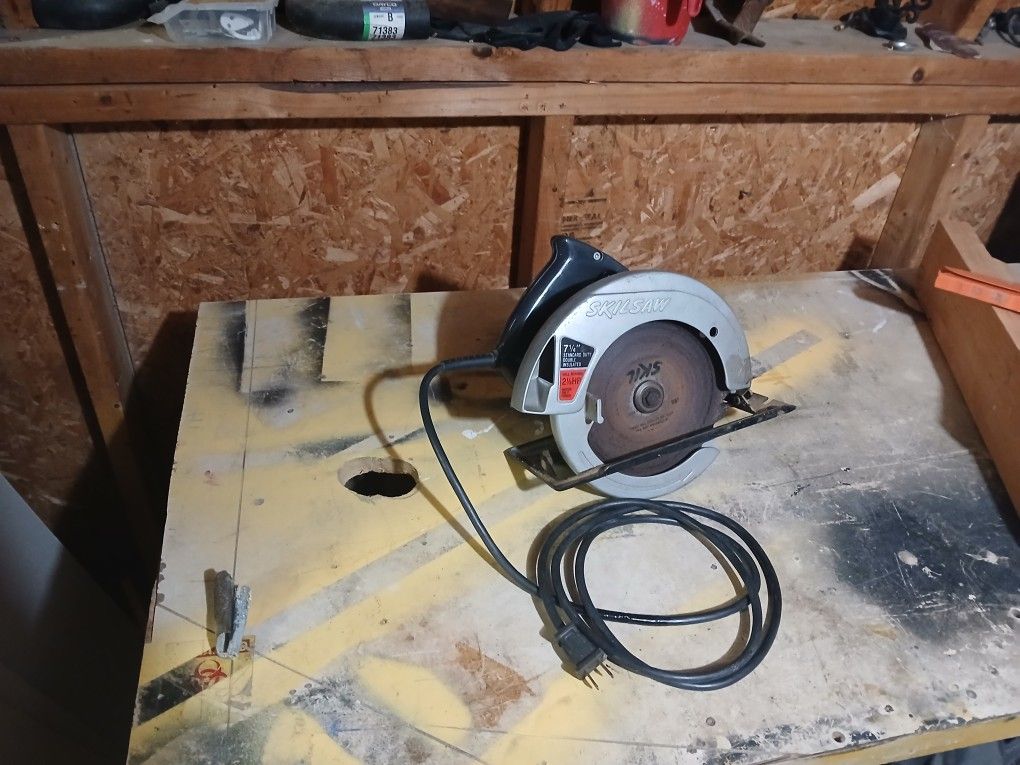 7 1/4 Skilsaw 576