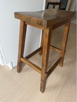 Rustic Solid Wood Stool – Excellent Condition