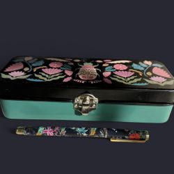 Black with Botanical Designs Desk Stationary 