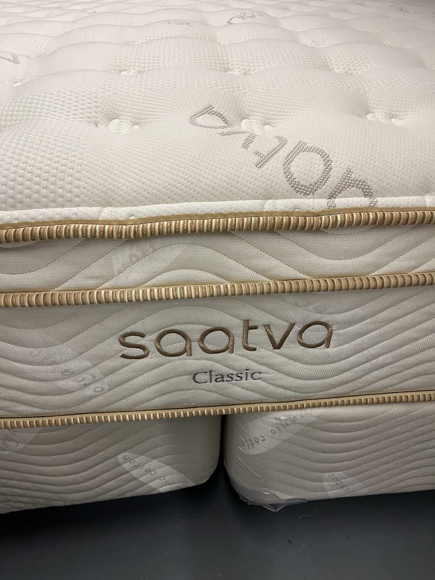 Saatva, Saatva Classic Mattress, Luxury Firm, 11.5", Cal King