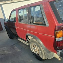 1995 Nissan Pathfinder