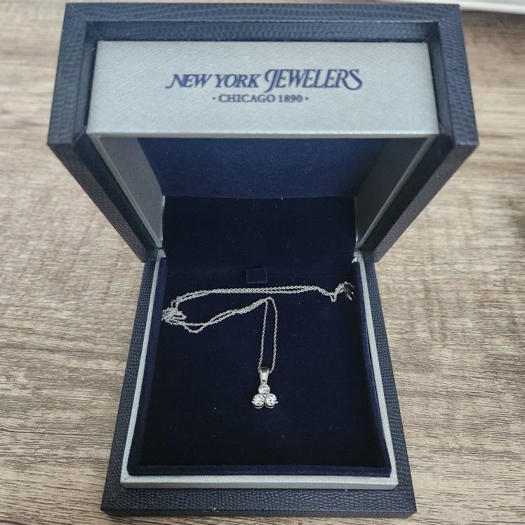 Diamond Neckle And Eyerings