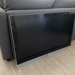 VIZIO TV 40”Inch 